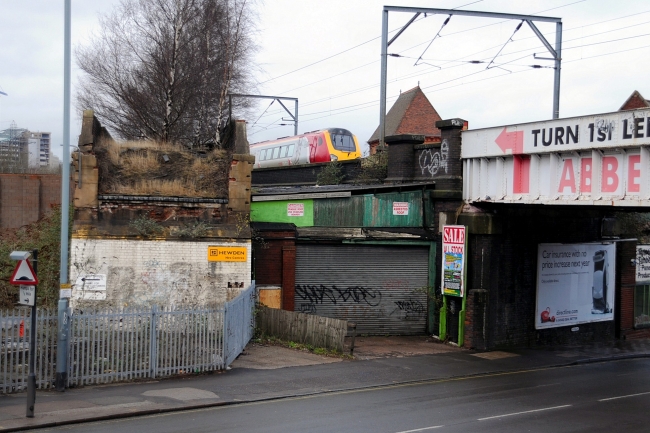 Class 220 at Selly Oak (10/3/08)