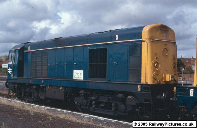 20128 20128 in BR Blue livery at Skegness